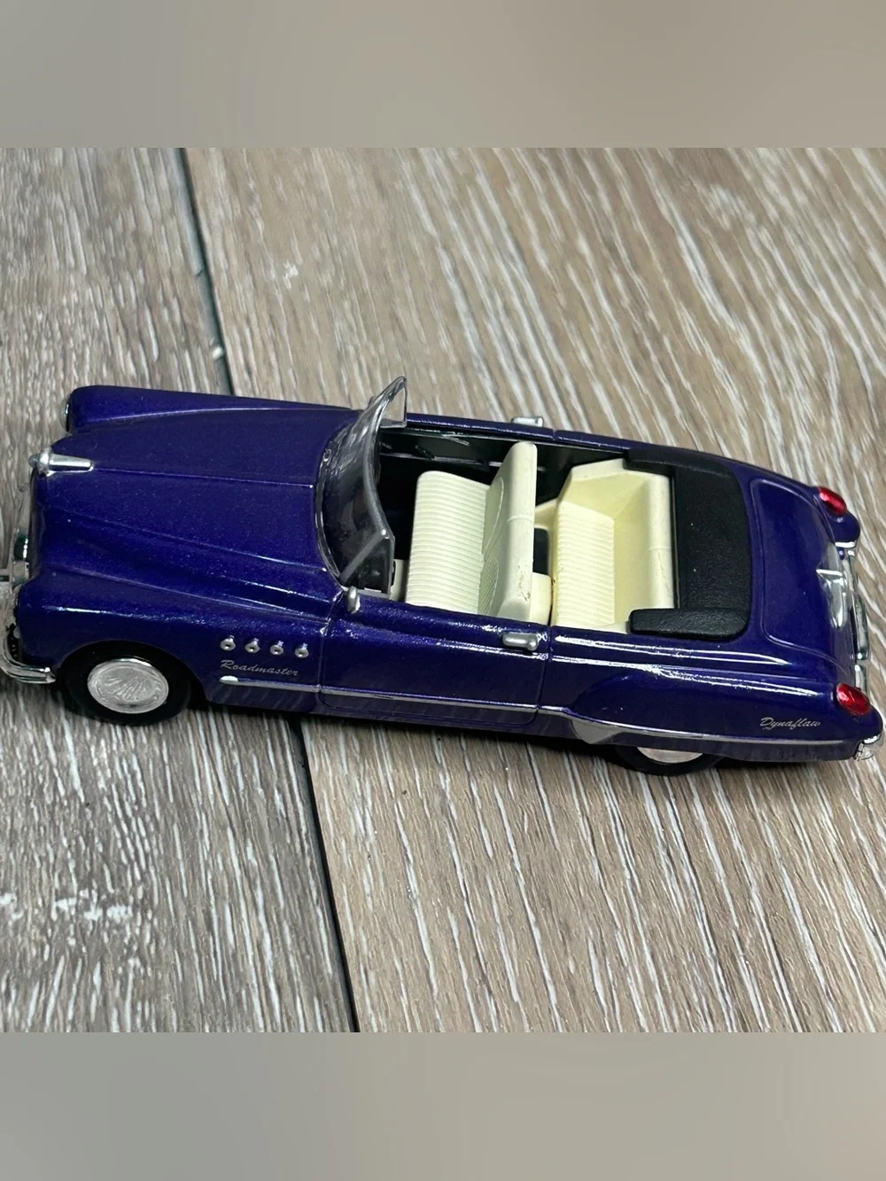Vintage New-Ray 1949 Buick Roadmaster Convertible Diecast Car 1:43 Purple 1999